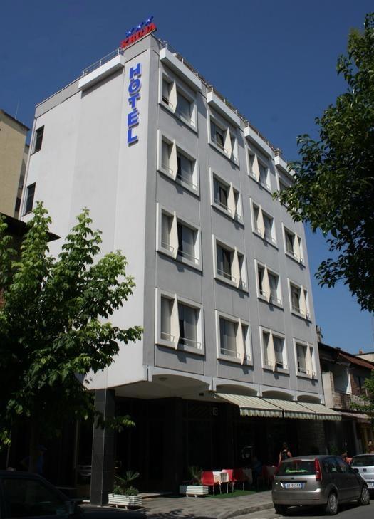 Kruja Hotel Tirana Exterior foto
